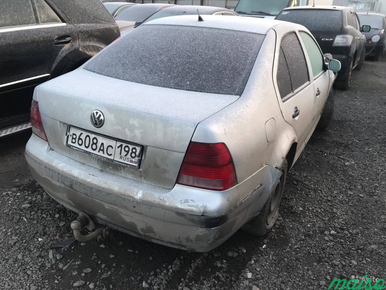 Volkswagen Bora 1.6 МТ, 2002, седан, битый в Санкт-Петербурге. Фото 1